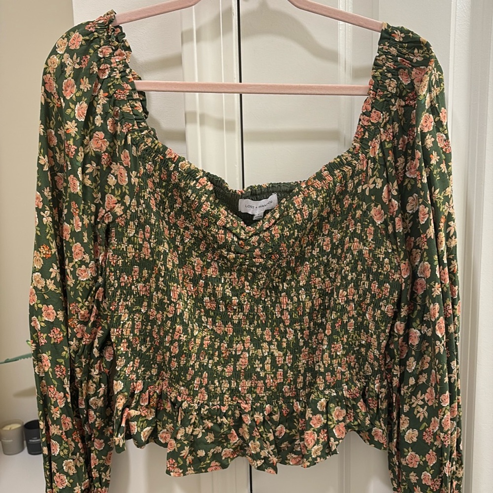 Women’s Floral Top